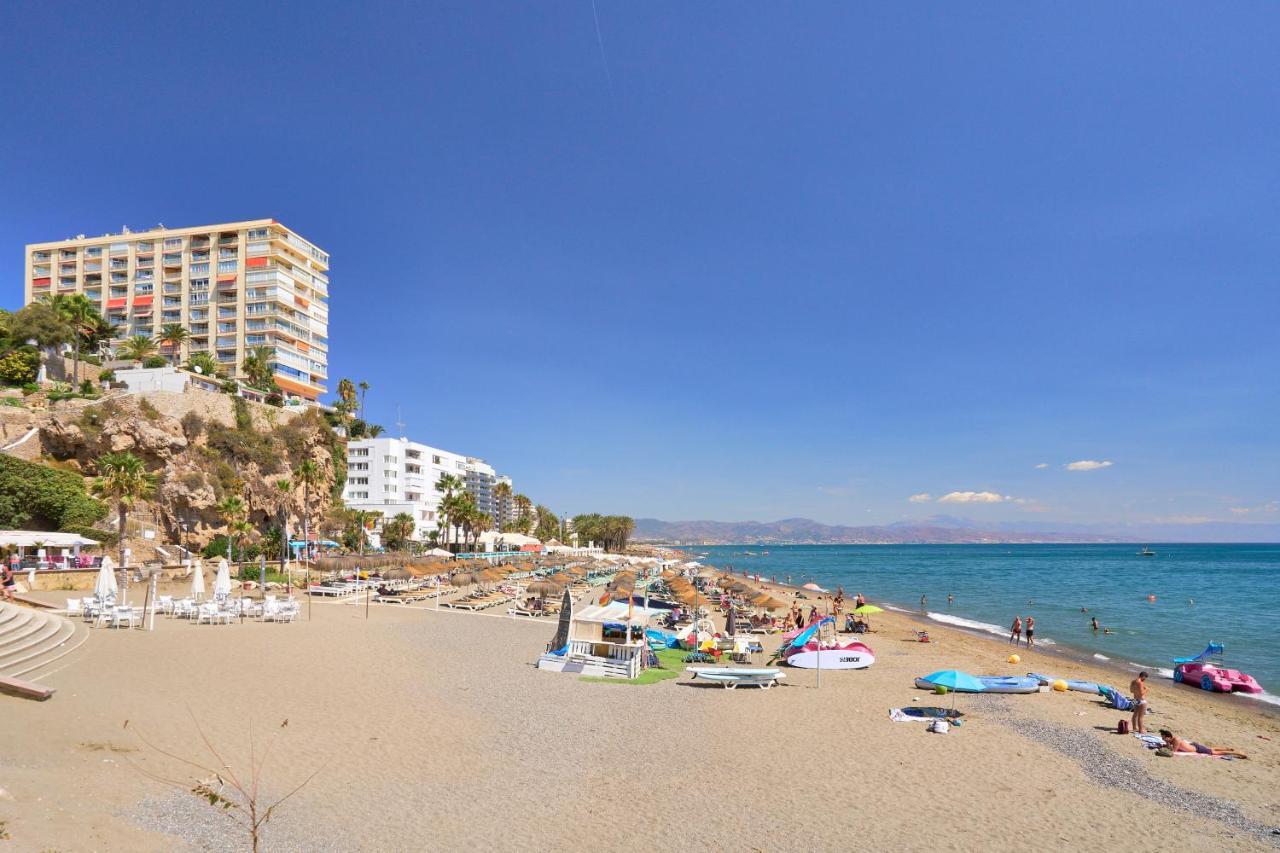 Savanna Beach. Amazing Apartment With Jacuzzi Τορρεμολίνος Εξωτερικό φωτογραφία